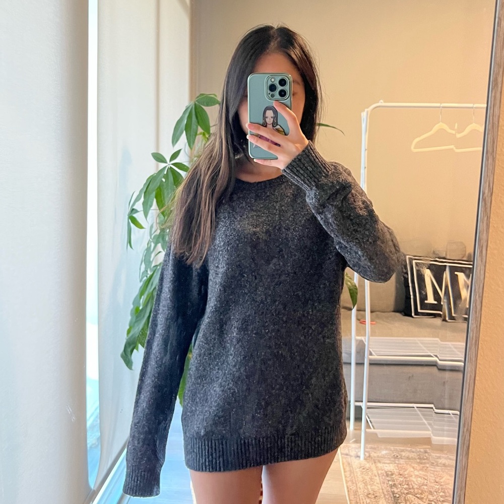 Club Monaco Gray Sweater M